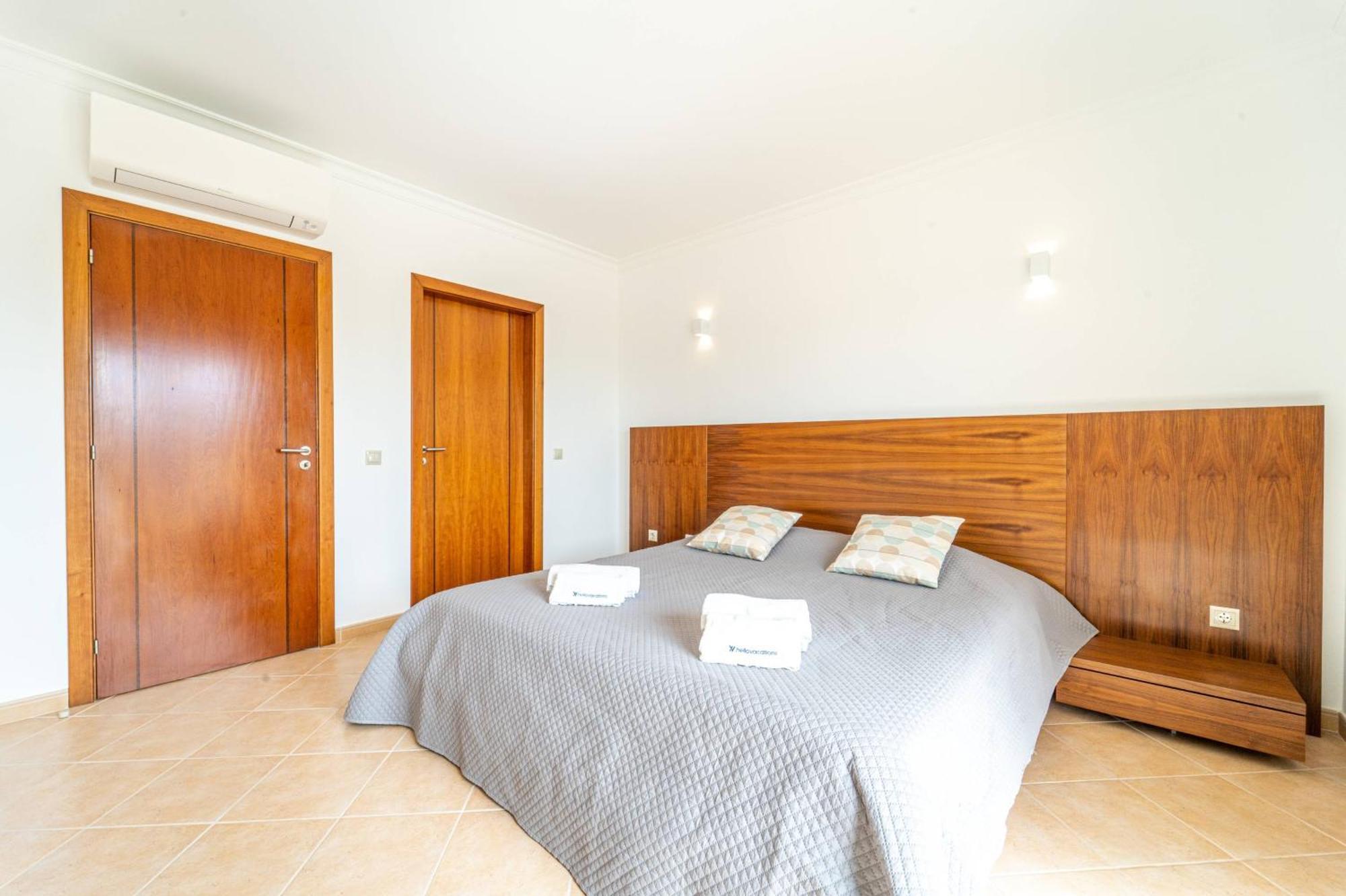 אלבופיירה Villa Ribeiro By Hellovacations מראה חיצוני תמונה