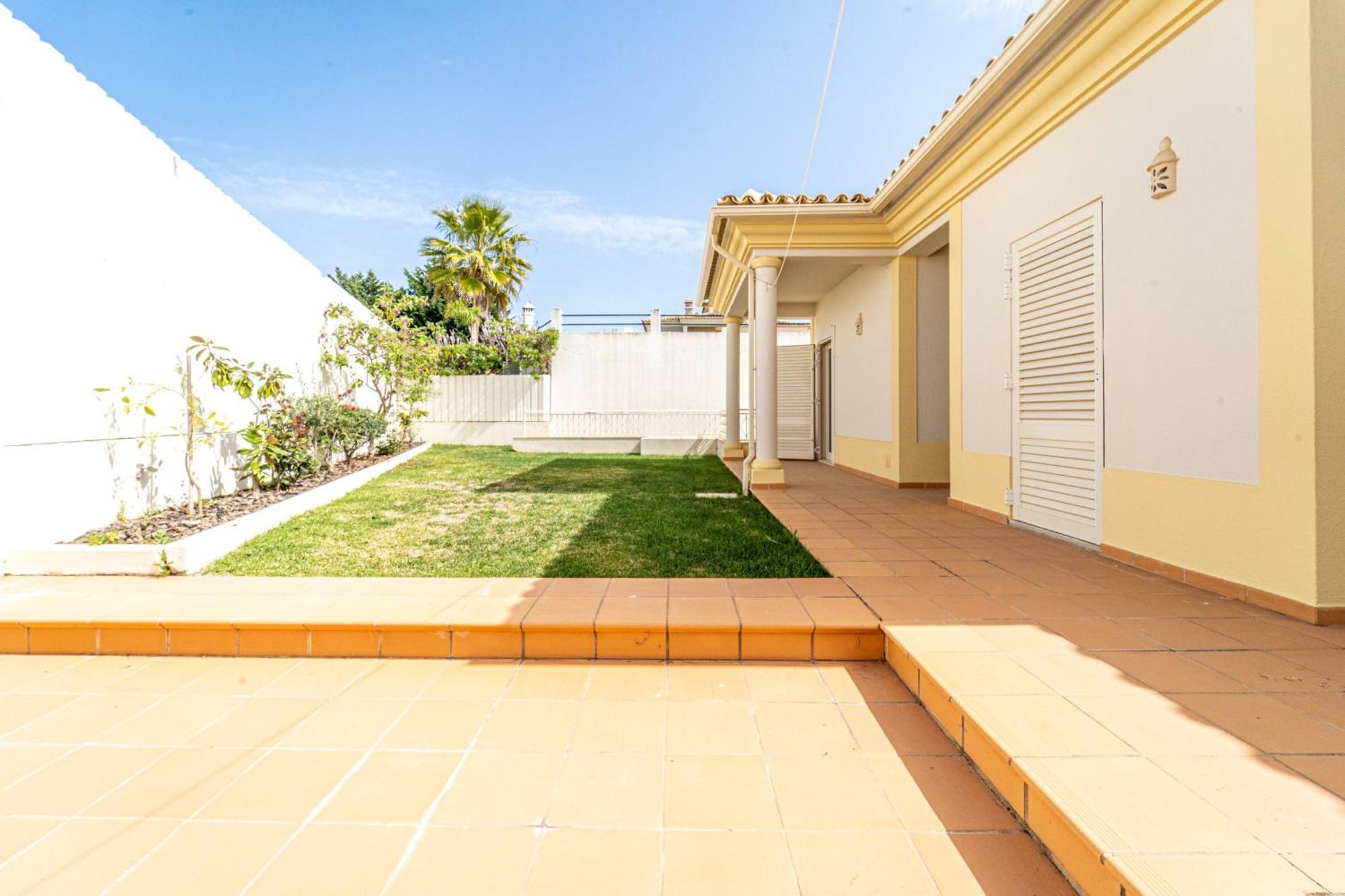 אלבופיירה Villa Ribeiro By Hellovacations מראה חיצוני תמונה