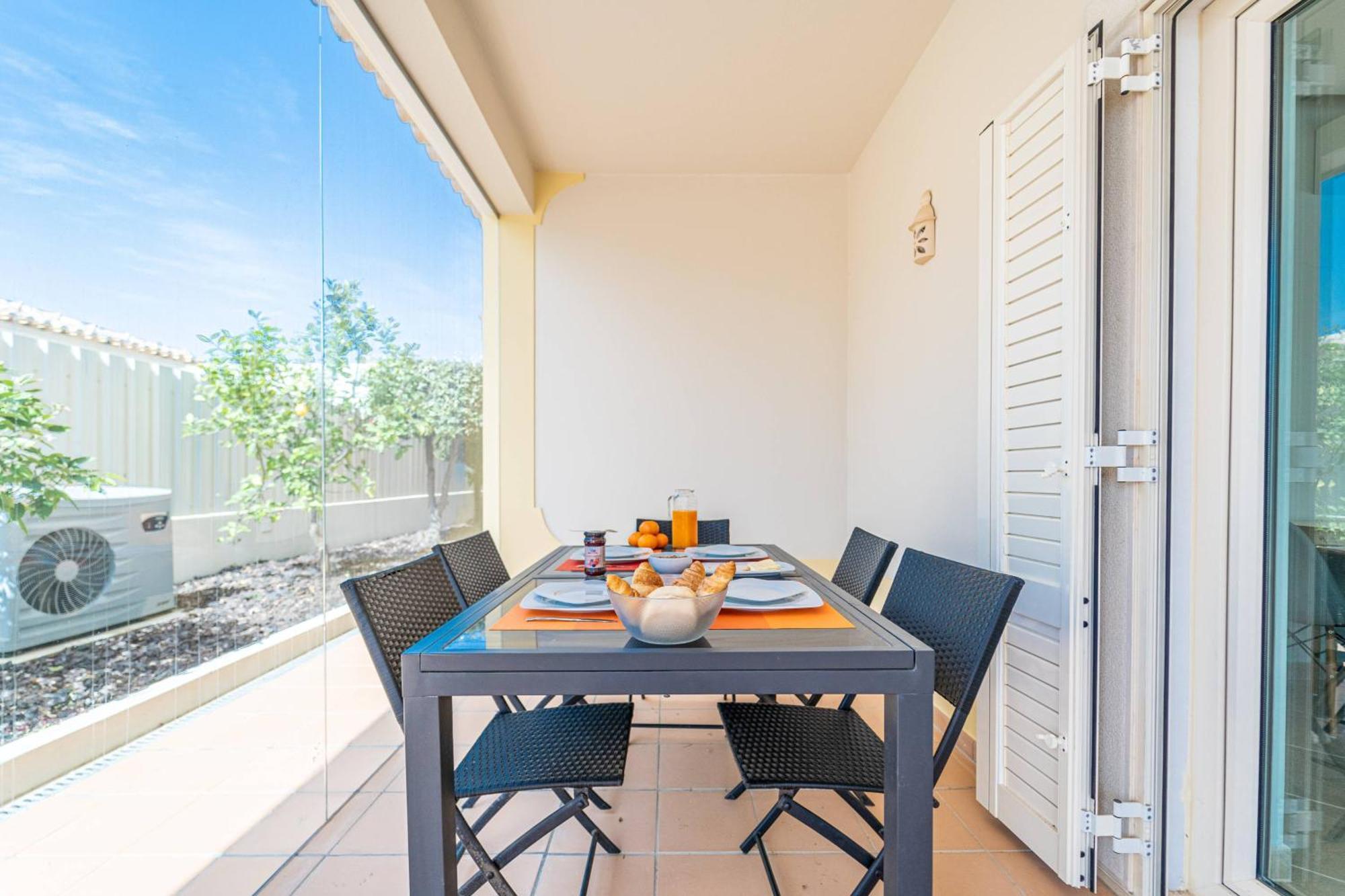 אלבופיירה Villa Ribeiro By Hellovacations מראה חיצוני תמונה
