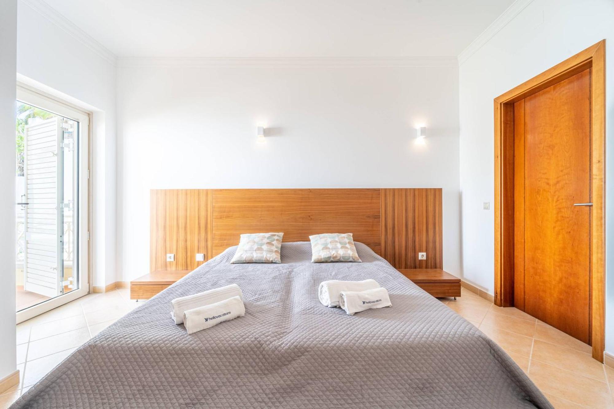 אלבופיירה Villa Ribeiro By Hellovacations מראה חיצוני תמונה