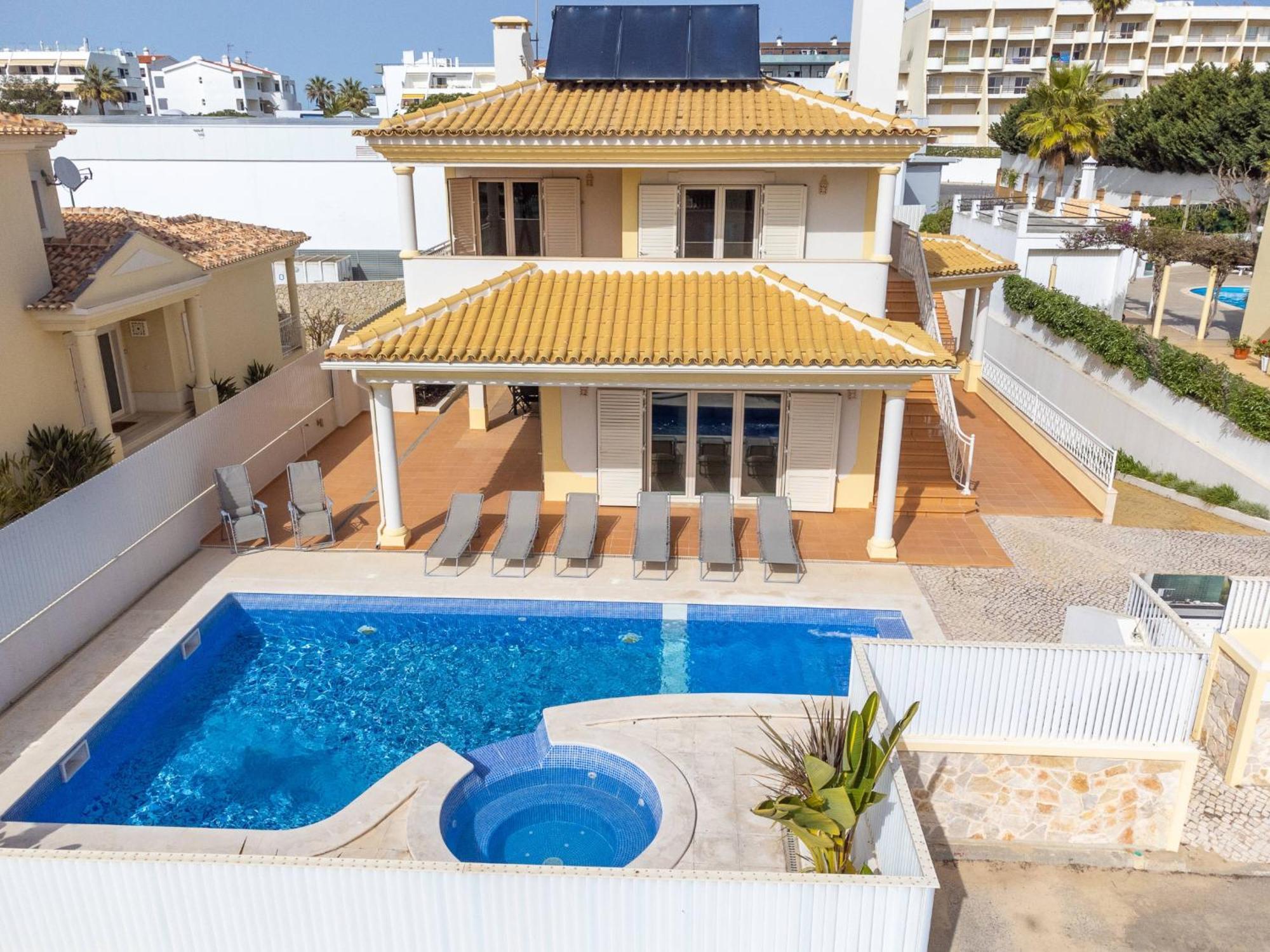 אלבופיירה Villa Ribeiro By Hellovacations מראה חיצוני תמונה